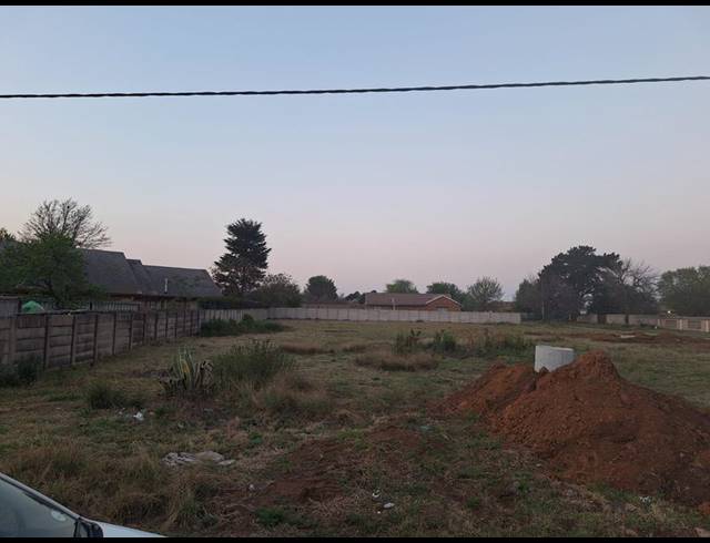 LAND FOR SALE IN JAMESON PARK